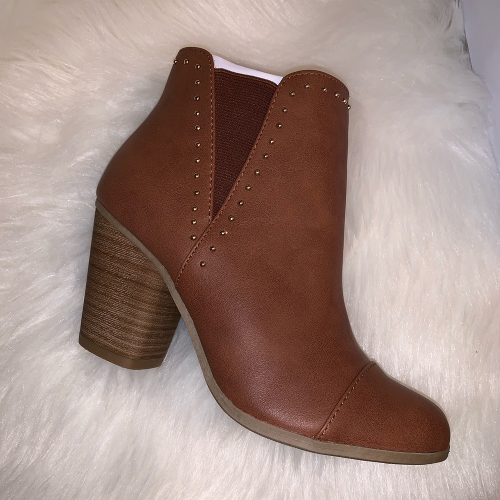 Lauren Conrad Womens’s Boots NWT